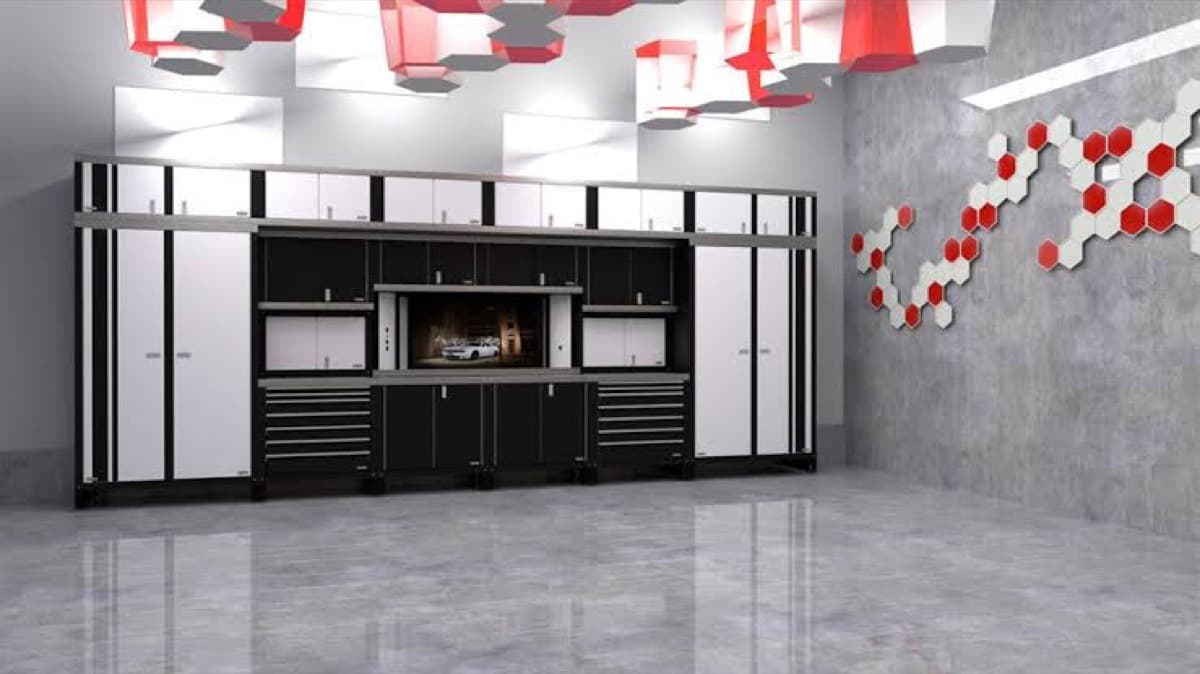 Garage Outfitters 4